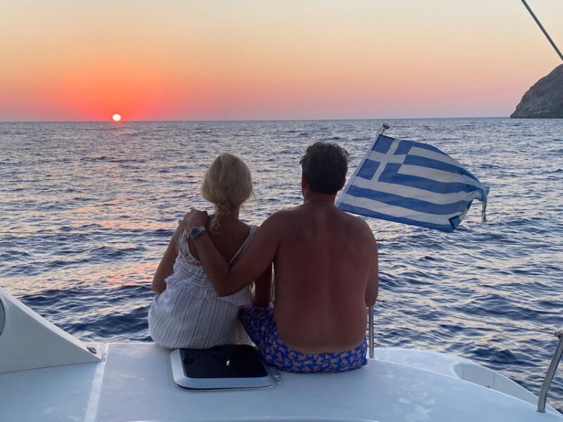 Heraklion: Sunset Cruise to Dia With Finger Food and Drinks - Amenities and Inclusions