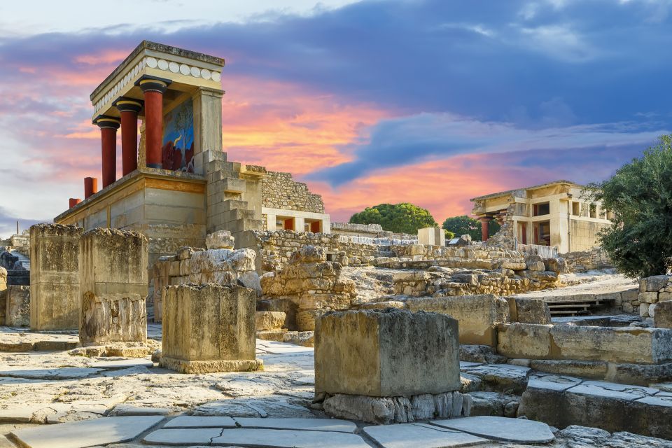 Heraklion: Tour to Cave of Zeus, Mochos Village, & Knossos - Key Points