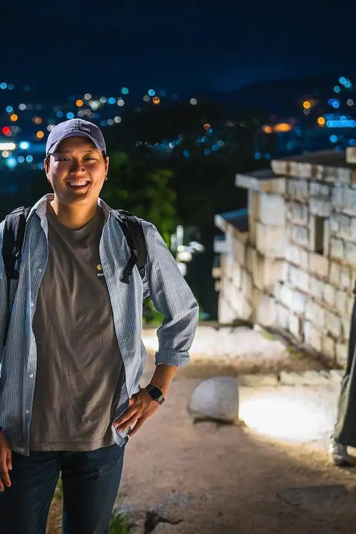 Hiking and Tasting Local Cuisine at Seoul Fortress - Key Points