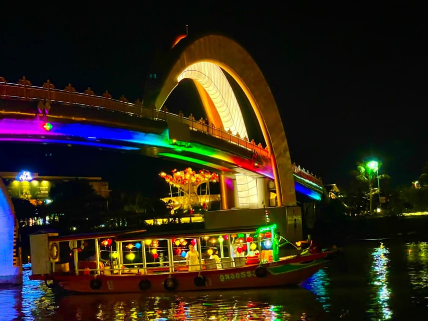 HOI AN NIGHT MARKET & BOAT TRIP WITH LANTERN - Key Points