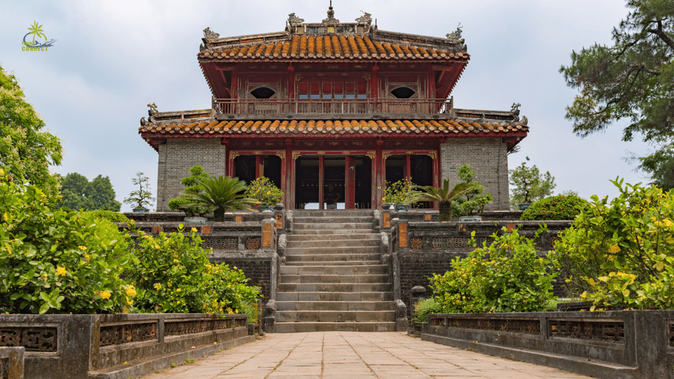 Hue: Private Dragon Boat, Thien Mu Pagoda, & Royal Tomb Tour - Important Tips for Travelers