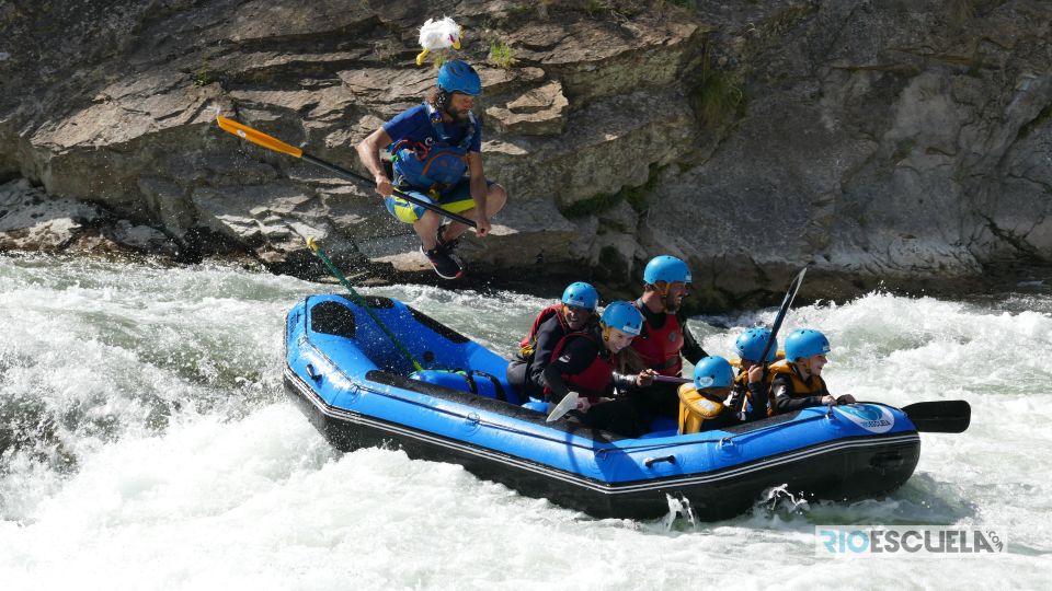 Huesca: Family Rafting - Activity and Pricing Overview