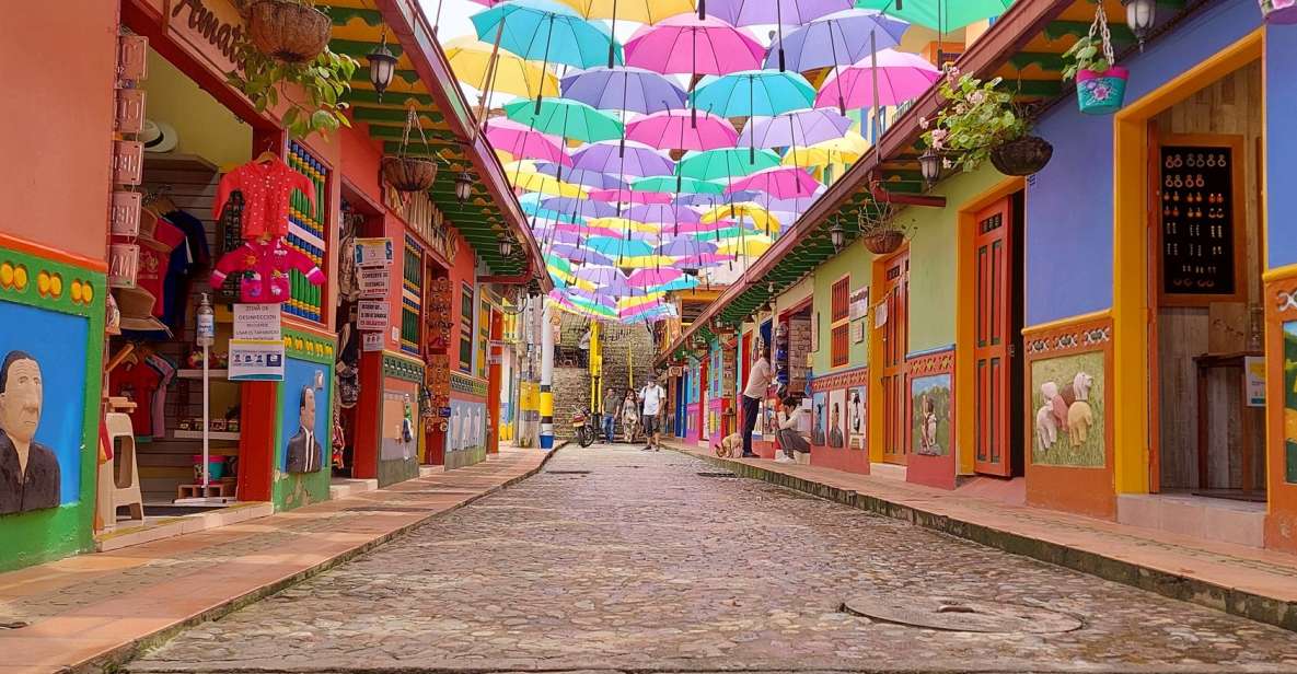 Medellín: Private Guatapé Tour With Breakfast, Lunch & Cruise - Full Tour Description