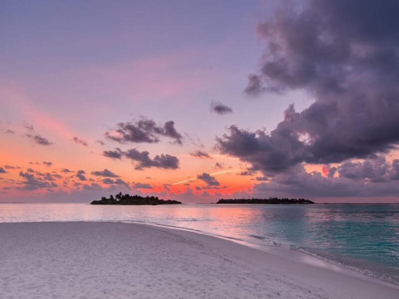 Phi Phi & 4 Islands Sunset Tour + Bioluminescent Planktons - Key Points