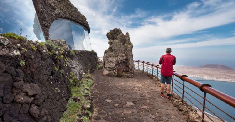 Lanzarote: César Manrique Full-Day Tour - Transportation and Pickup Details