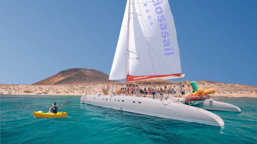 From Lanzarote: Sailing Day Trip Around La Graciosa - Overview of the Activity