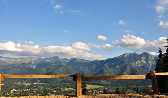 From Krakow: Zakopane Day Tour With Tasting & Funicular Ride - Important Tips for Travelers