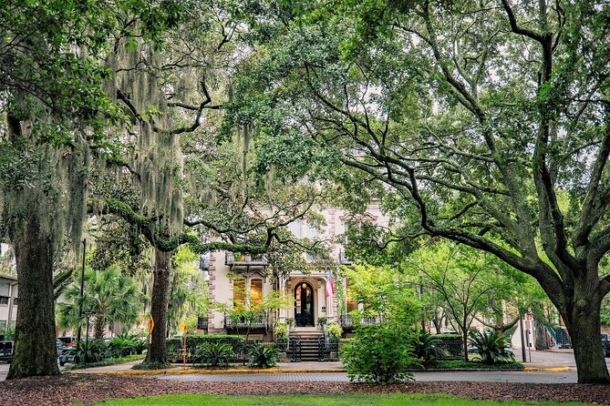 Immersive Ghost Hunt Night Trolley Tour With Savannah Underground - Key Points