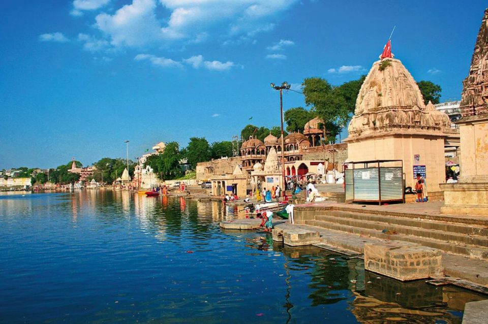 Indore/Ujjain: 2-Day Tour With Mahakaleshwar Temple & Hotel - Key Points