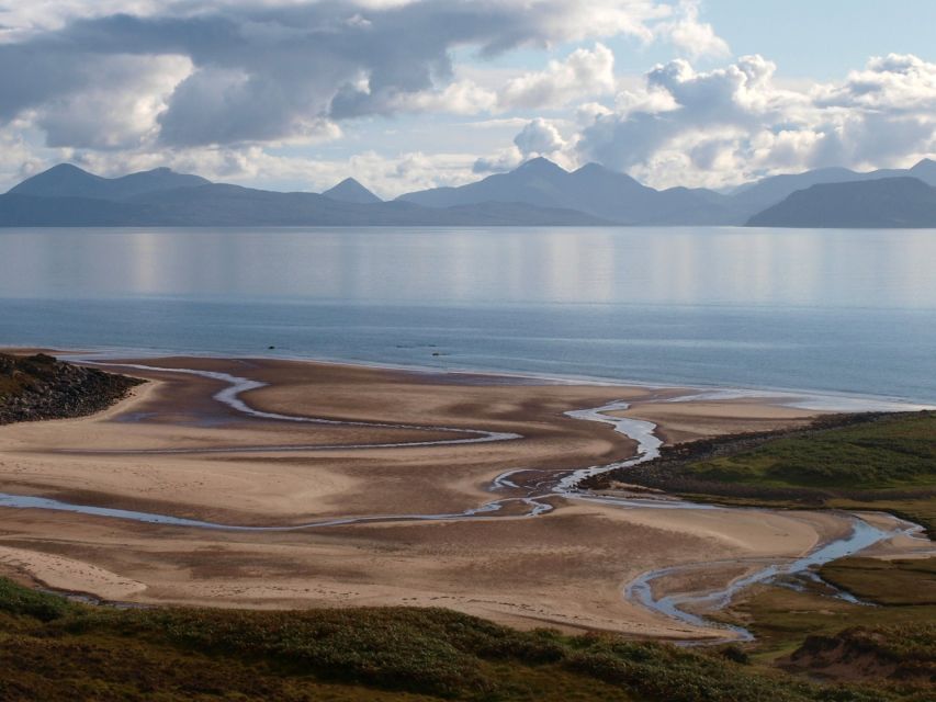 Inverness: Applecross, Loch Carron & Wild Highlands Day Tour - Key Points