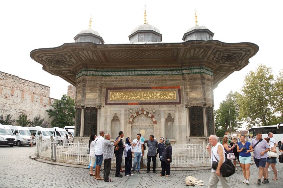 Istanbul Basilica Cistern Hagia Sophia Blue Mosque Old City - Key Points