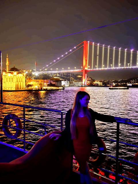 Istanbul: Bosphorus Dinner Cruise With Turkish Show - Key Points