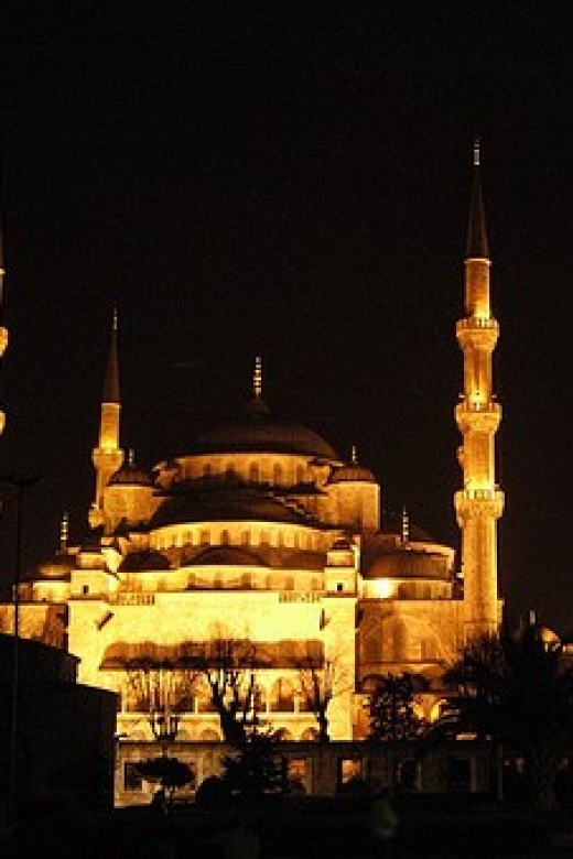 Istanbul by Night - Key Points