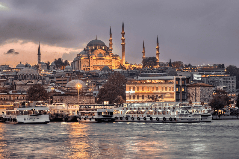 Istanbul: First Discovery Walk and Reading Walking Tour - Key Points