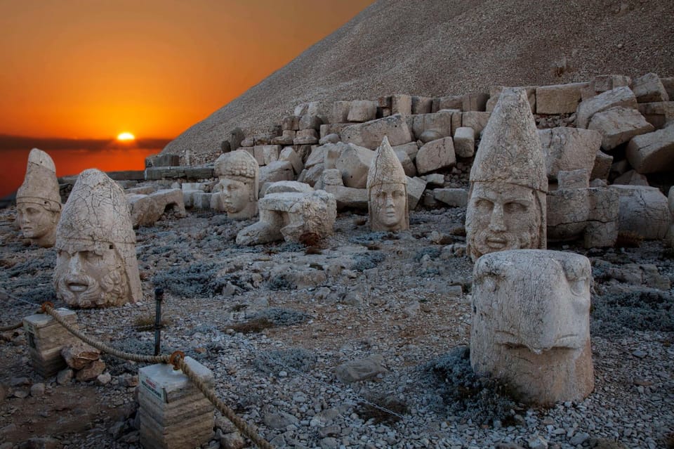 Istanbul To Mt Nemrut Tour 2 Day 1 Night Tour - Key Points