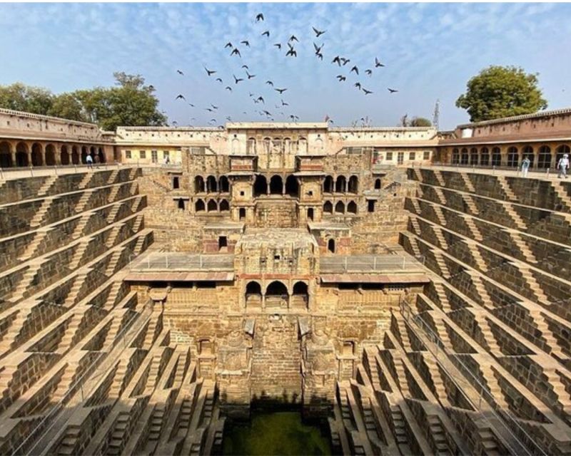 Jaipur: All Inclusive Chand Baori & Bhangarh Fort Tour - Key Points