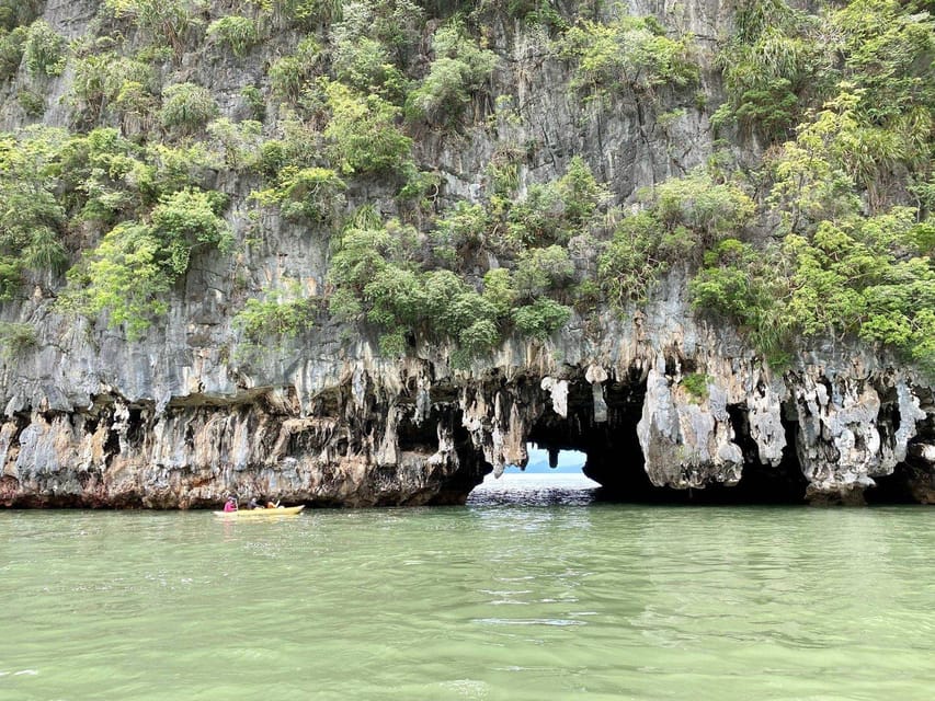 JAMES BOND ISLAND AND CANOE ROUTE AMONG MANGROVES - Key Points