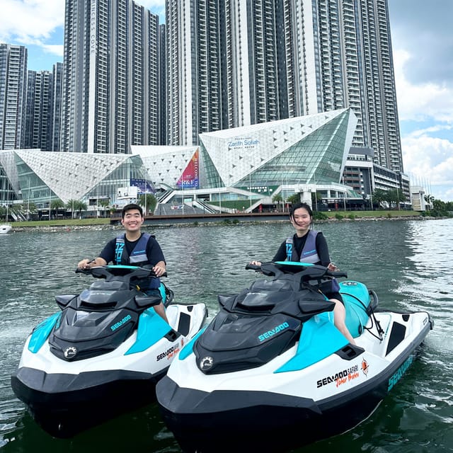 Johor Bahru : Seadoo JetSki 60mins Self Ride Tour(Single) - Key Points