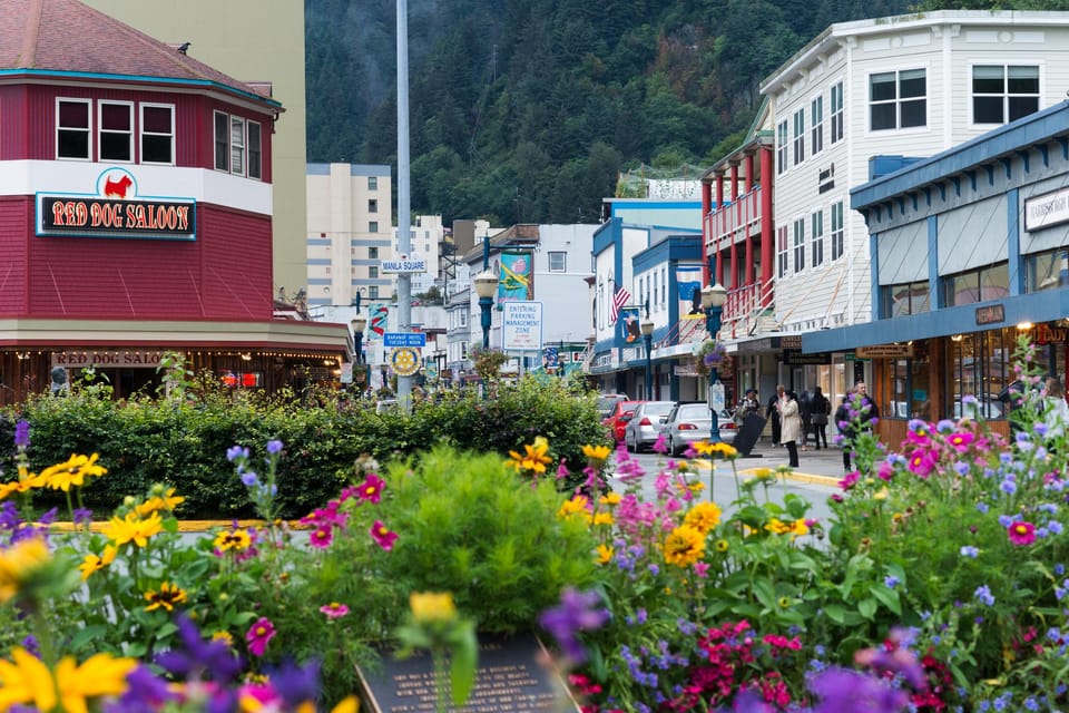 Juneau: City Highlights Bus Tour - Key Points