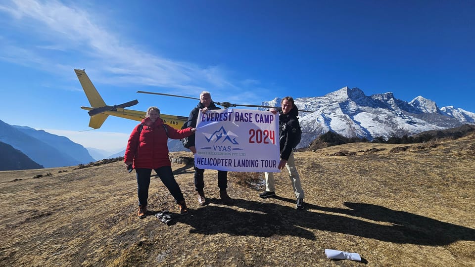 Kathmandu: Everest Helicopter Tour With Guaranteed Landing - Key Points