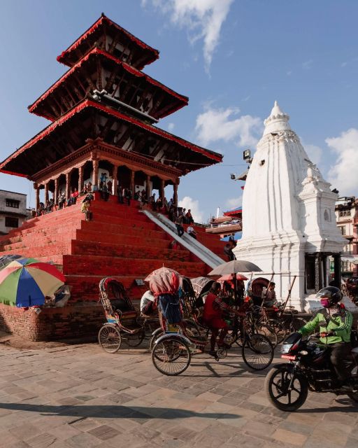 Kathmandu Private Sightseeing Tour With Tasting Local Foods - Key Points