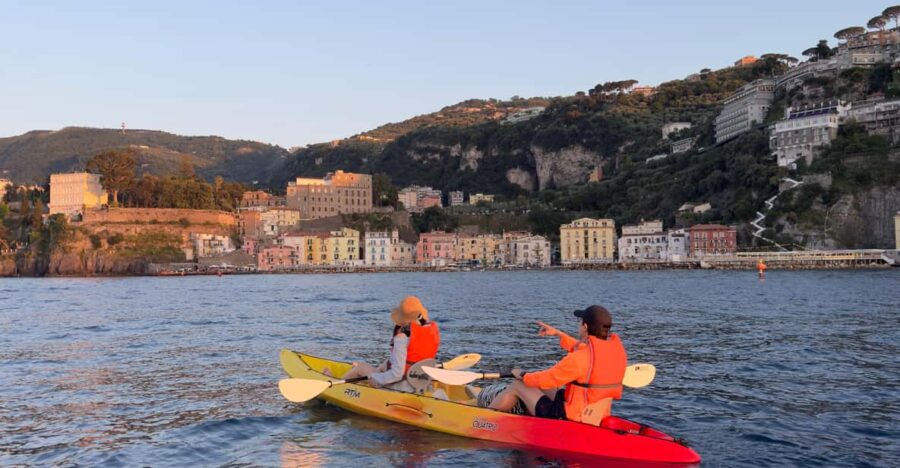 Kayak Sorrento Tour to Bagni Regina Giovanna