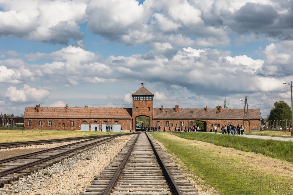 Krakow: Auschwitz-Birkenau Entry Ticket & Transportation - Good To Know