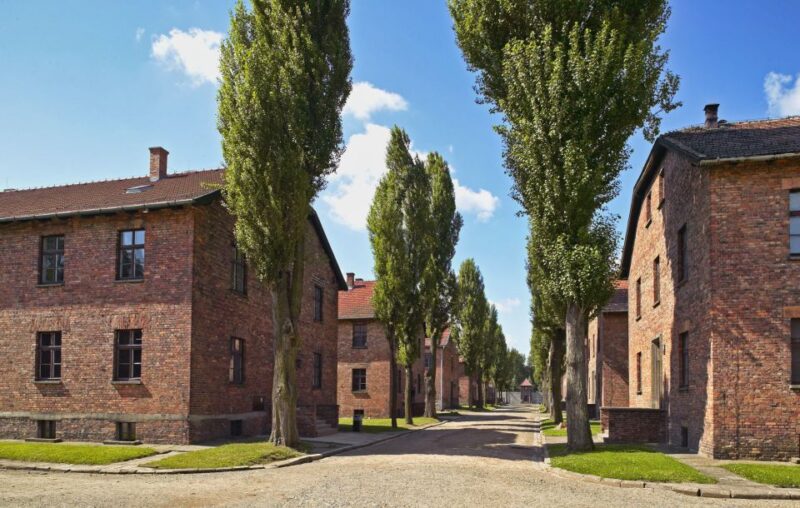 Krakow: Auschwitz Guided Tour With Optional Lunch and Pickup - Good To Know