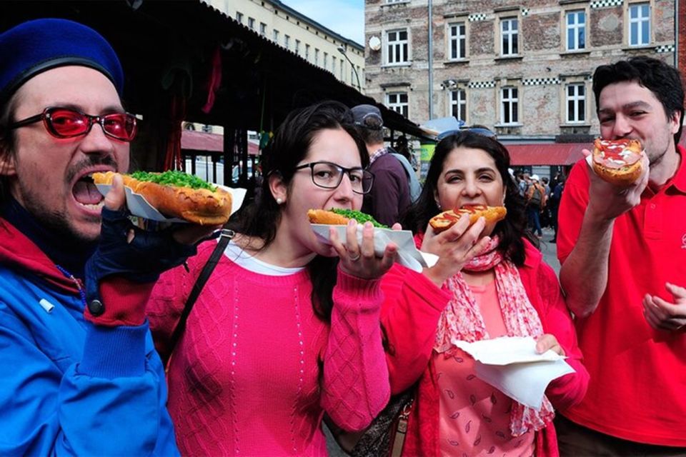 Krakow: Bites and Sights Guided Walking Tour With Royal Road - Good To Know