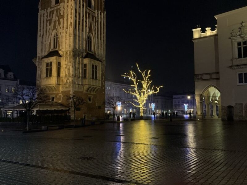 Krakow by Night - Good To Know