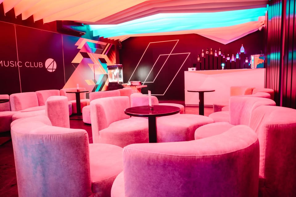 Krakow Nightclub: VIP Room Group Booking - Good To Know