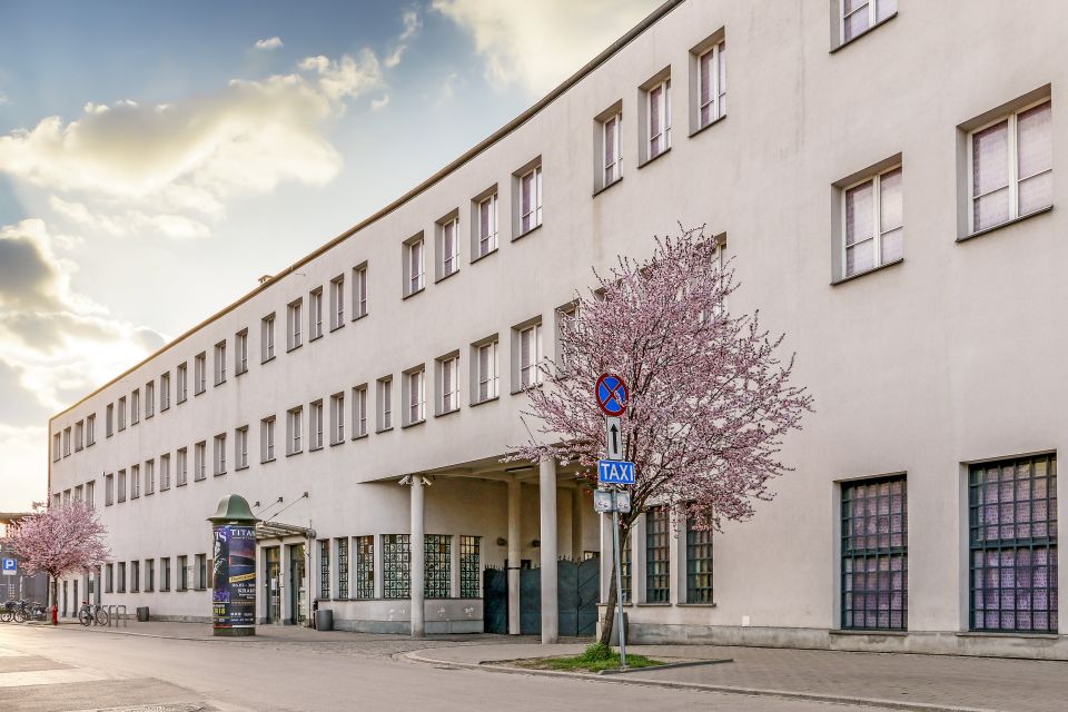 Kraków: Oskar Schindler's Factory Tour and Admission Ticket - Good To Know