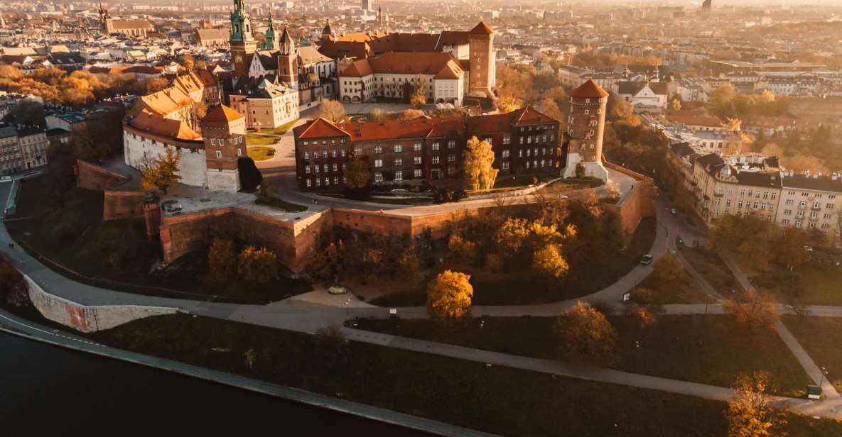 Krakow: Private Exclusive History Tour With a Local Expert - Good To Know