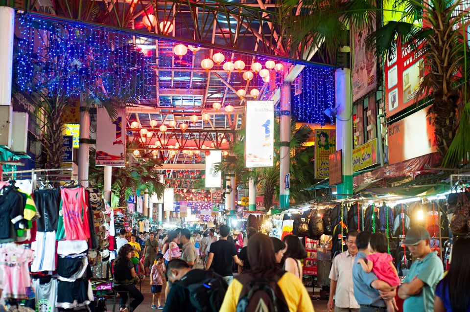 Kuala Lumpur: 4-Hour Authentic Local Markets & Event Tour - Key Points