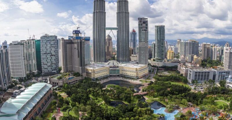 Kuala Lumpur: Half-Day Photo Tour With Petronas Twin Towers - Key Points