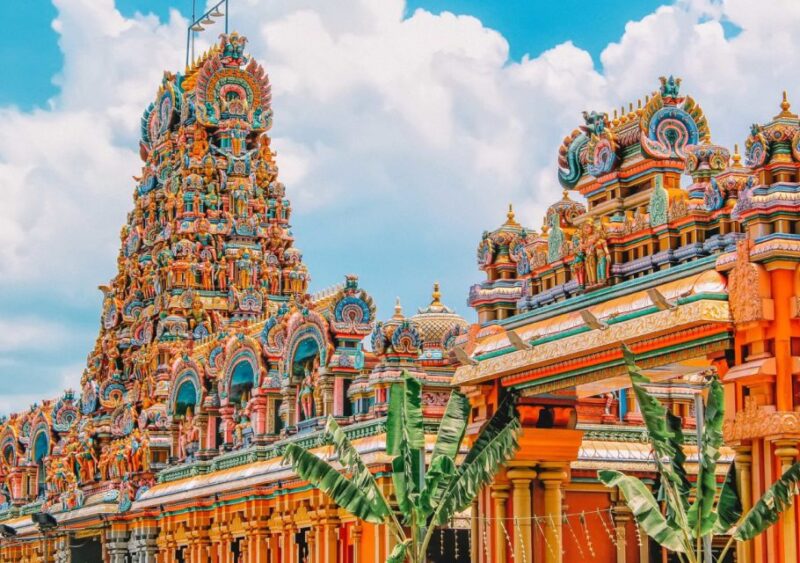 Kuala Lumpur: Nightlife Street Food Tour With 6 Tastings - Key Points