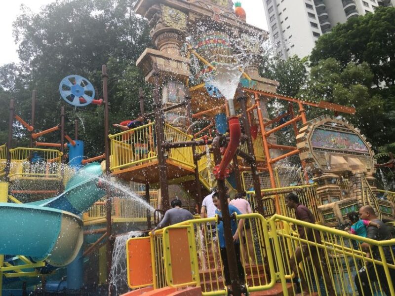 Kuala Lumpur: Sunway Lagoon Theme Park Ticket With Transfer - Key Points