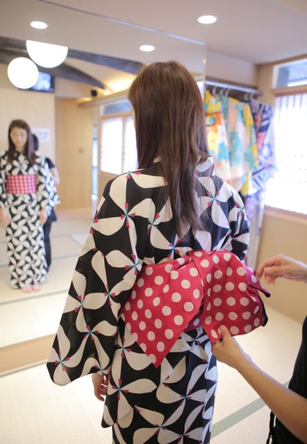 Kyoto Kiyomizu-dera Temple : Kimono Rental SHIKI SAKURA - Key Points