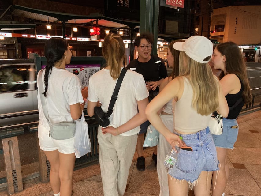 Kyoto: Nighttime Walking Tour in Gion Area With Sake in Hand - Key Points