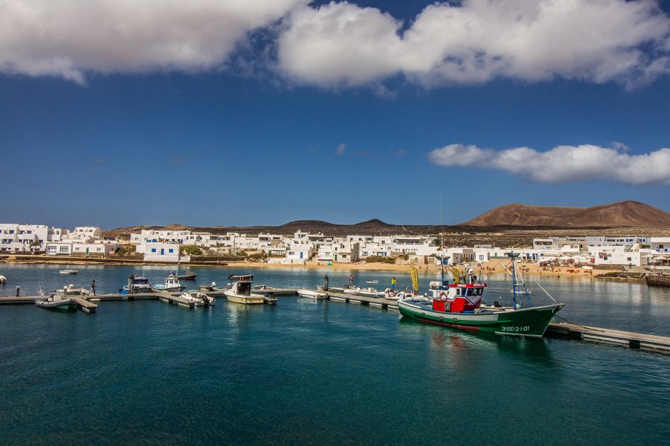 La Graciosa: Island Cruise With Lunch for Cruise Passengers - Key Points