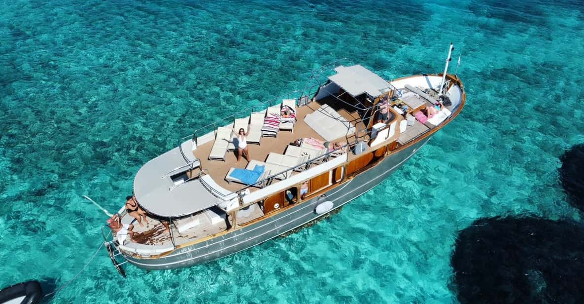 La Maddalena: Motor Yacht Tour La Maddalena Islands From Palau - Key Points