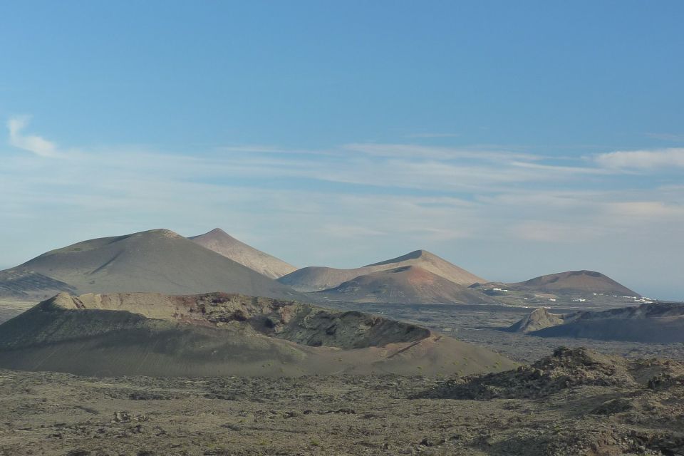 Lanzarote: Guided Volcano Hike With Transfers - Key Points