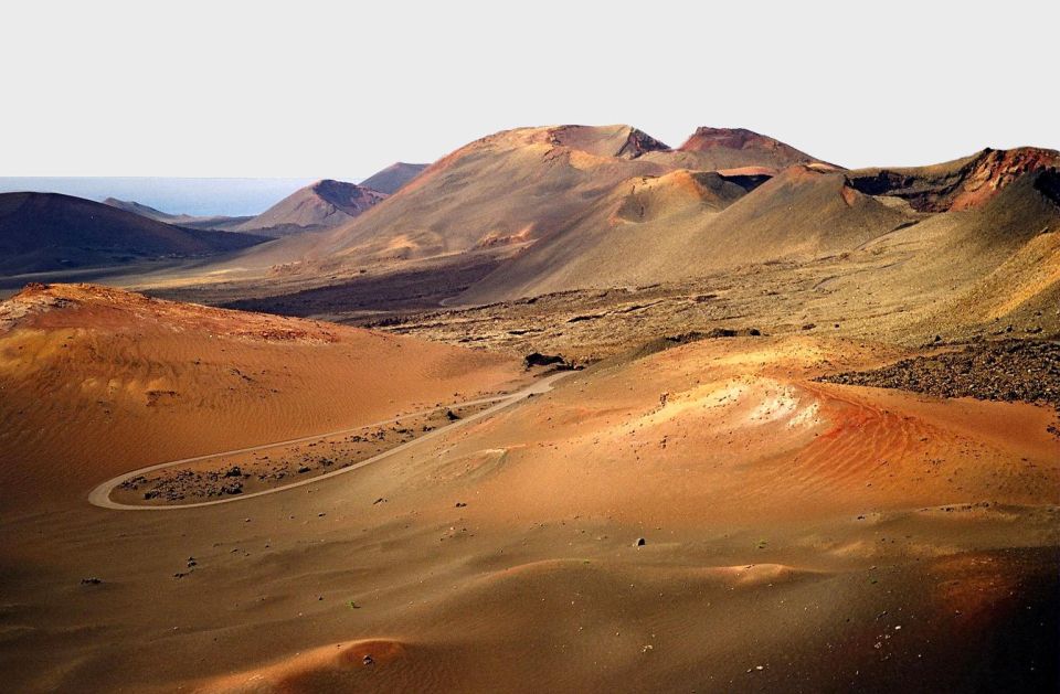 Lanzarote: Timanfaya and Cueva De Los Verdes - Key Points