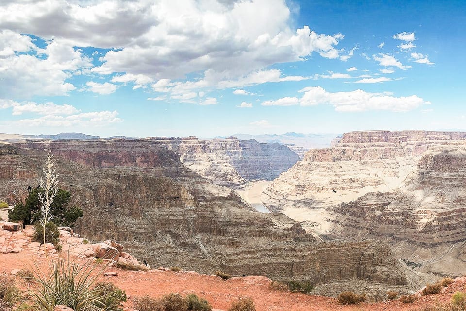 Las Vegas: Grand Canyon West Tour, Lunch & Optional Skywalk - Key Points