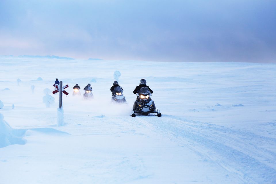 Levi: Snowmobiling Adventure - Overview of Snowmobiling in Levi