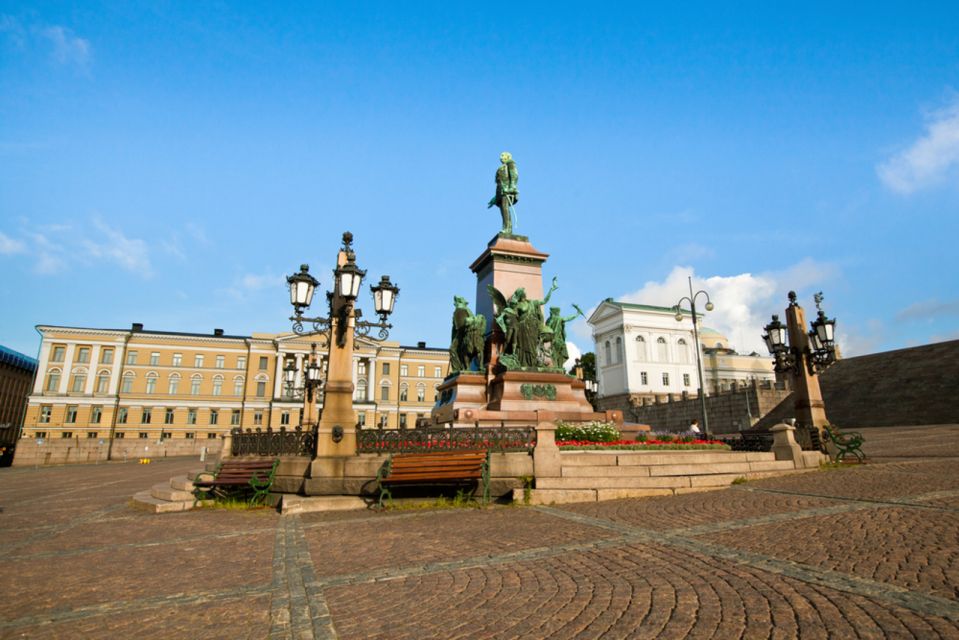 Love on the Streets of Helsinki - Romantic Walking Tour - Overview of the Tour