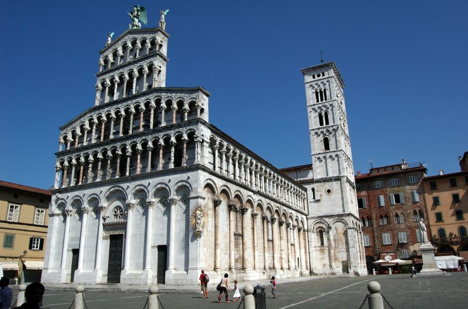 Lucca: Self-Guided Tour by Bike - Key Points