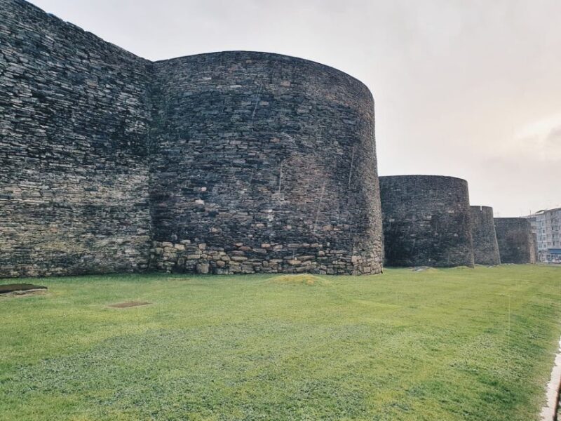 Lugo: !!New!! Private Walking Tour With Local Guide - Key Points