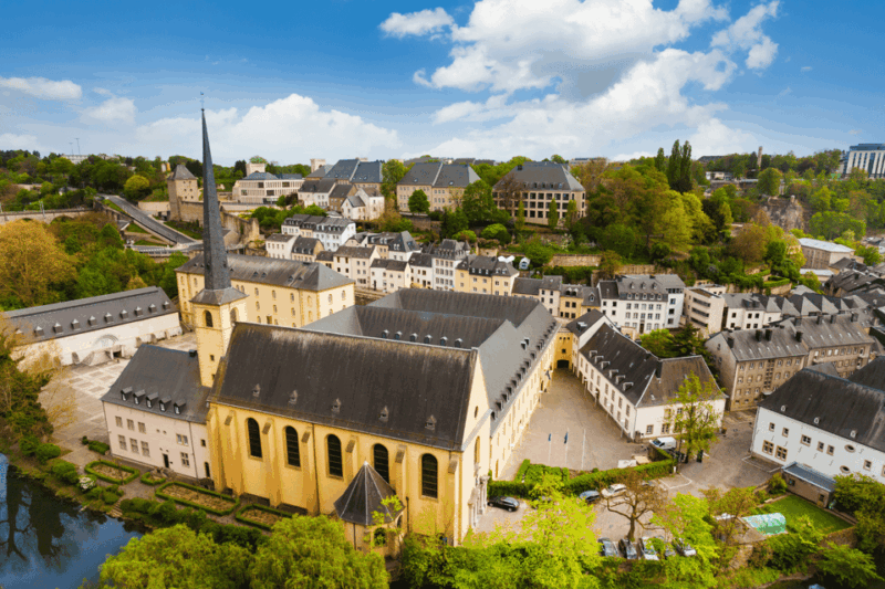 Luxembourg: First Discovery Walk and Reading Walking Tour - Customer Feedback and Ratings