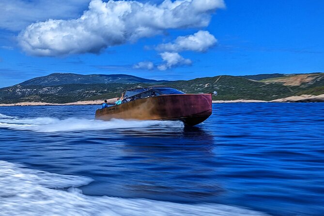 Luxury Powerboat Rent - Good To Know